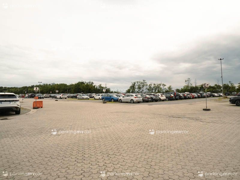 PAM Parcheggio - Aeroporto Malpensa Posti auto scoperti PAM Parcheggio - Aeroporto Malpensa