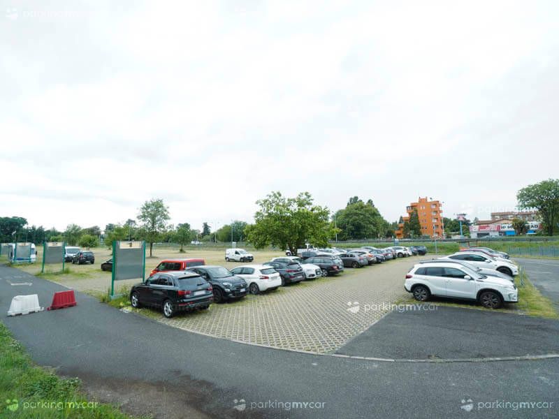 Idrofly - Aeroporto Milano Linate Posti auto scoperti Idrofly - Aeroporto Milano Linate