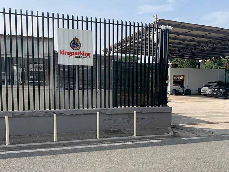 King Parking - Aeroporto Napoli Cancello King Parking - Aeroporto Napoli
