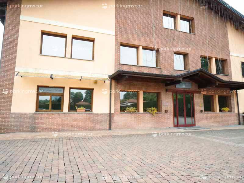 Orange Hotel Parking Struttura Orange Hotel Parking