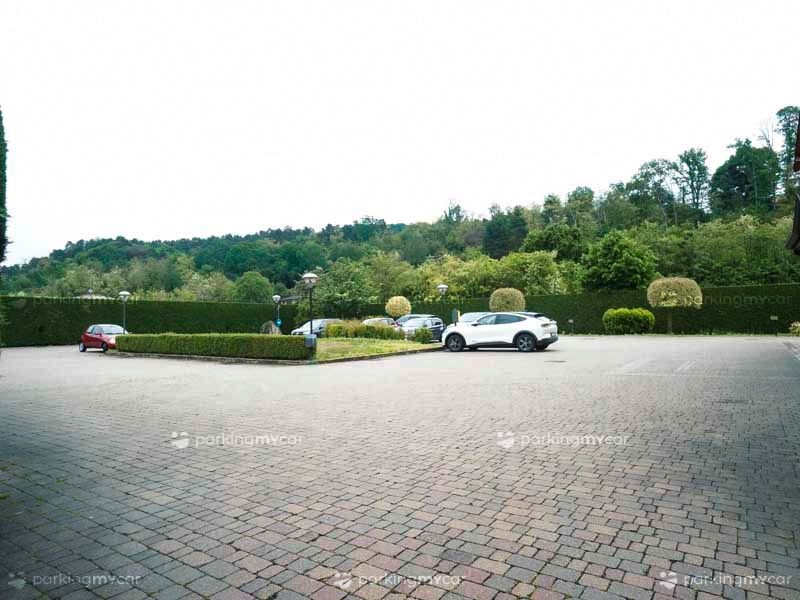 Orange Hotel Parking Posti auto scoperti Orange Hotel Parking