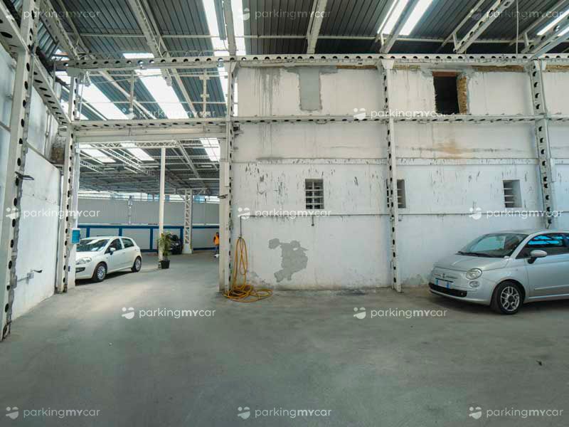 Garage Rinaldi - Aeroporto Napoli Parcheggi coperti Garage Rinaldi - Aeroporto Napoli