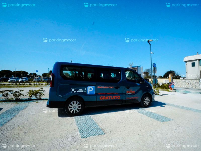 Quick Low Cost - Aeroporto Bari Navetta gratuita Quick Low Cost - Aeroporto Bari
