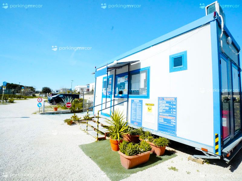 Quick Low Cost - Aeroporto Bari Reception Quick Low Cost - Aeroporto Bari