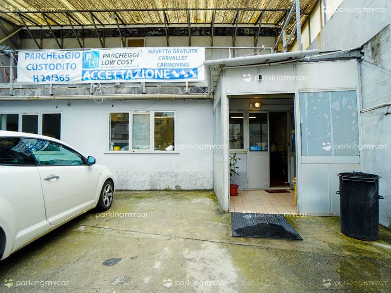 Parcheggio Genova Service - Aeroporto Genova Ingresso reception Parcheggio Genova Service - Aeroporto Genova