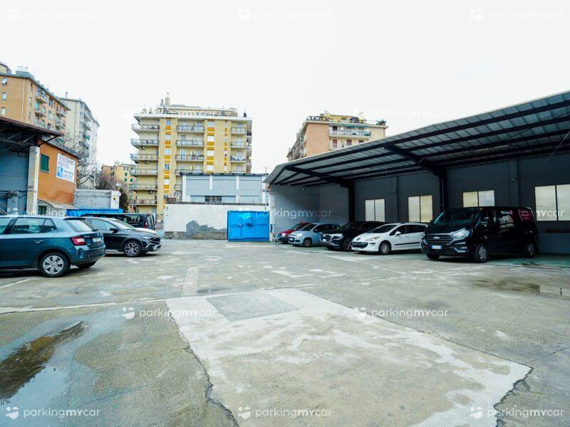 Parcheggio Genova Service - Aeroporto Genova Posti auto scoperti Parcheggio Genova Service - Aeroporto Genova